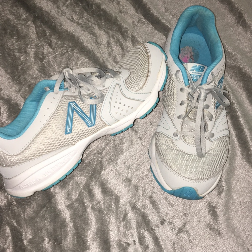 Euc new balance running shoes